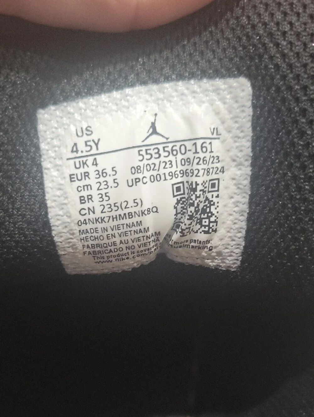 Nike Black Inner Tongue Label Sneakers (Youth 4.5Y)